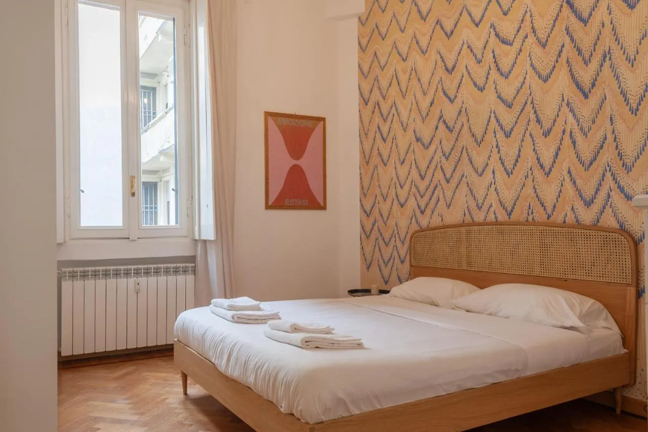 Апартаменты Uberti 31 - Appartamento Di Charme In Palazzo D'Epoca Милан Италия